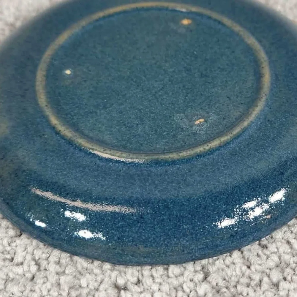 Handmade Pottery Vintage Small Ceramic Trinket Dish Blue‎ Cream Round 4 Inch